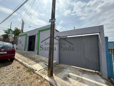 <strong>CASA COM SALA COMERCIAL - SANTA PAULA</strong>
