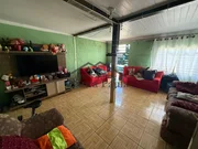 <strong>CASA COM SALA COMERCIAL - SABARÁ</strong>