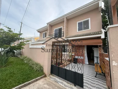 <strong>(ACEITA PERMUTA) LINDO SOBRADO - UVARANAS</strong>