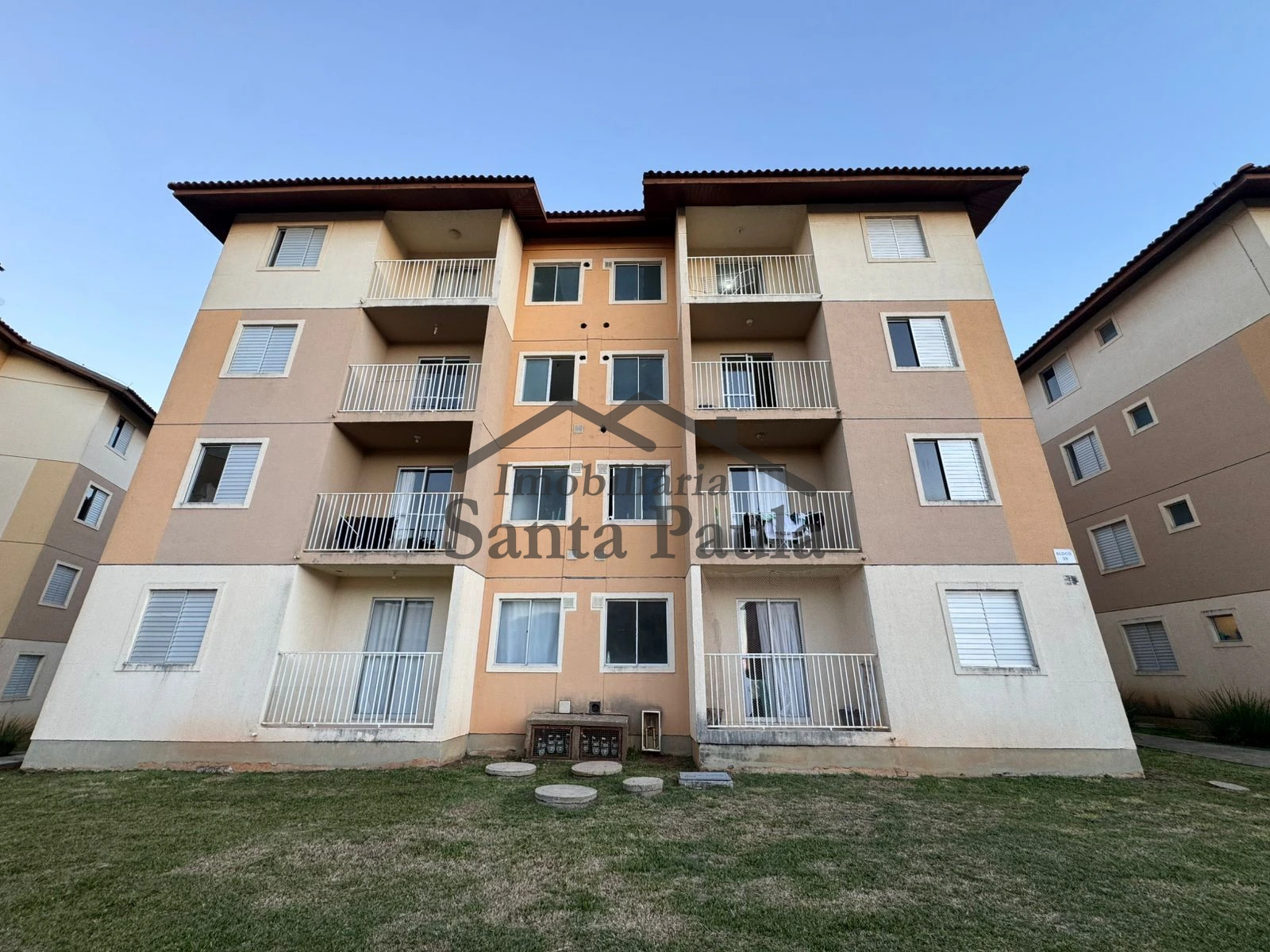 Apartamento - Condomínio Le Village Pitangui