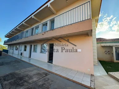 Apartamento - Uvaranas Semimobiliado