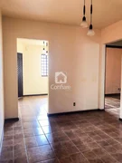 <strong>Casa no Orfãs com 3 quartos, sendo 1 suíte</strong>