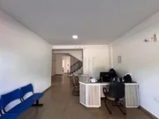 <strong>Sala Comercial em 02 Pisos, Lacustre, Castro-PR</strong>