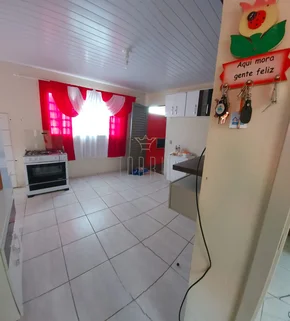 <strong>Casa com 2 Quartos e Edícula, Jardim Alvorada, Castro-PR</strong>