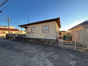<strong>Casa de Esquina, Vila Rio Branco, Castro-PR</strong>