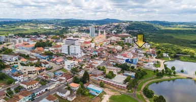 <strong>Terreno de Esquina, 1.363,04m², Centro, Castro-PR</strong>