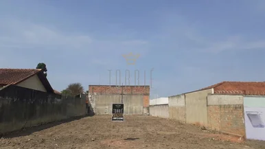 <strong>Terreno Amplo, Vila Rio Branco, Castro - PR</strong>