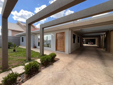 <strong>Casa, 04 Quartos, Jardim das Araucárias I, Castro-PR</strong>