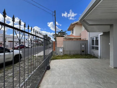 <strong>Sobrado, 03 Quartos, Morada do Sol, Castro-PR</strong>