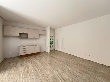 <strong>Apartamento no Centro, 02 Quartos, Castro-PR</strong>