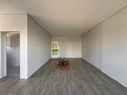 <strong>Apartamento no Centro, 03 Quartos, Ampla Sacada, Castro-PR</strong>