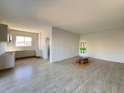 <strong>Apartamento no Centro, 03 Quartos, Ampla Sacada, Castro-PR</strong>