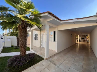 <strong>Casa, 03 Quartos, Com Piscina, Morada do Sol, Castro-PR</strong>