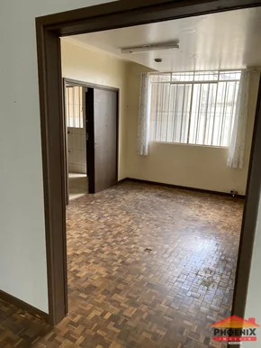 Sobrado Comercial à Venda - Bairro órfãs