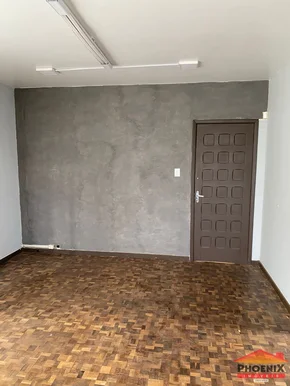 Sobrado Comercial à Venda - Bairro órfãs