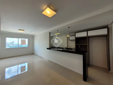 Apartamento Semimobiliado No Edifício Campdóglio
