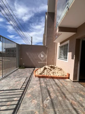 Triplex Para Venda Na Região Do Nova Rússia