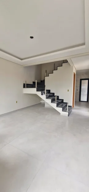 Sobrado Esquina Dona Marly