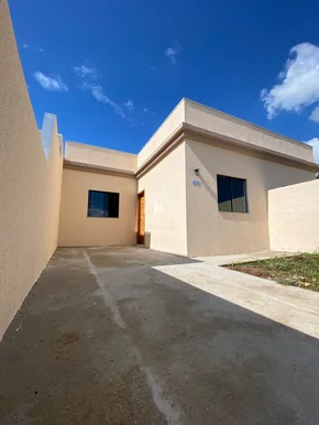 Casa De 2 Quartos à Venda - Pronta Para Morar!