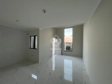Casa Com Suíte E Terreno No São Marcos