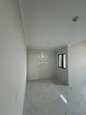 Casa Com Suíte E Terreno No São Marcos