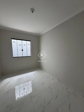 Casa Com Suíte E Terreno No São Marcos