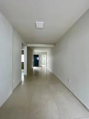 Casa Com 3 Quartos Em Oficinas