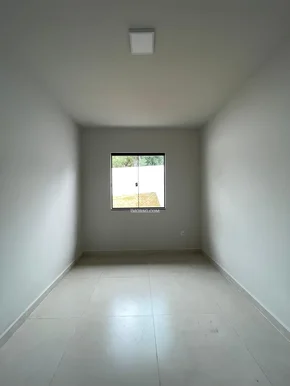Casa Com 3 Quartos Em Oficinas