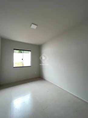Casa Com 3 Quartos Em Oficinas