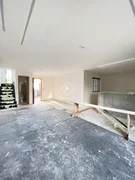 <strong>Sobrado de esquina a venda no Órfãs</strong>