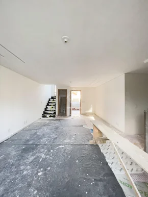 Sobrado De Esquina A Venda No órfãs