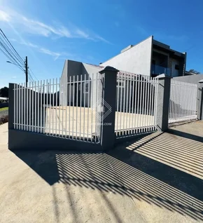 Casa De 3 Quartos Em Uvaranas