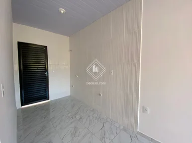Casa De Fundos Na Vila Estrela
