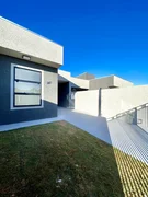 <strong>Casa com passagem lateral no Terraliz</strong>