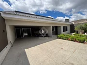 <strong>Casa com Piscina no Jardim Carvalho</strong>