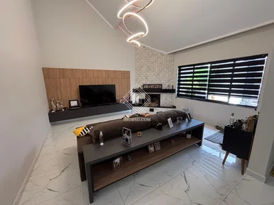 Casa Com Piscina No Jardim Carvalho