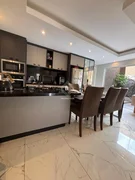 <strong>Casa com Piscina no Jardim Carvalho</strong>