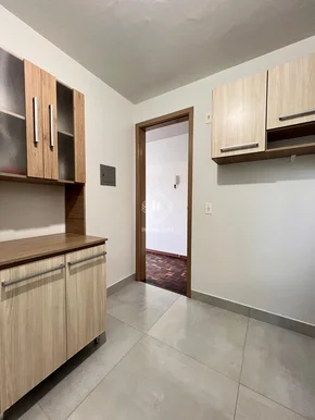Apartamento No Condomínio Raul Pinheiro Machado