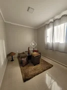 <strong>Apartamento em Uvaranas - Ilha Santorini Semimobiliado</strong>