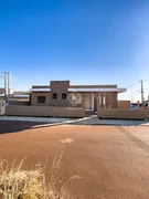 <strong>Casa Padrão</strong> <small>(3 dormitórios sendo 1 suíte)</small>