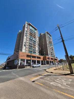 Apartamento - Condomínio Ed. Torres Cezanne