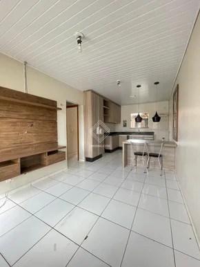 Casa Semimobiliada Para Locação ? Campos Elísios, Contorno
