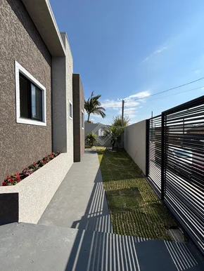 Residência De Esquina à Venda No Jardim Gianna