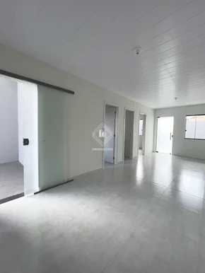 Casa Com 3 Quartos No Terraliz