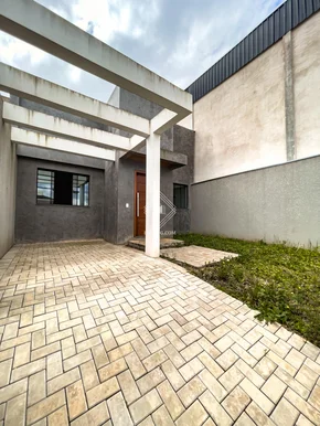 Casa em Colônia Dona Luíza