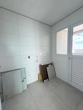 Apartamento Em Andar Alto Com Vista Para O Pôr Do Sol