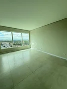 <strong>Apartamento em andar Alto com Vista para o Pôr do Sol</strong>