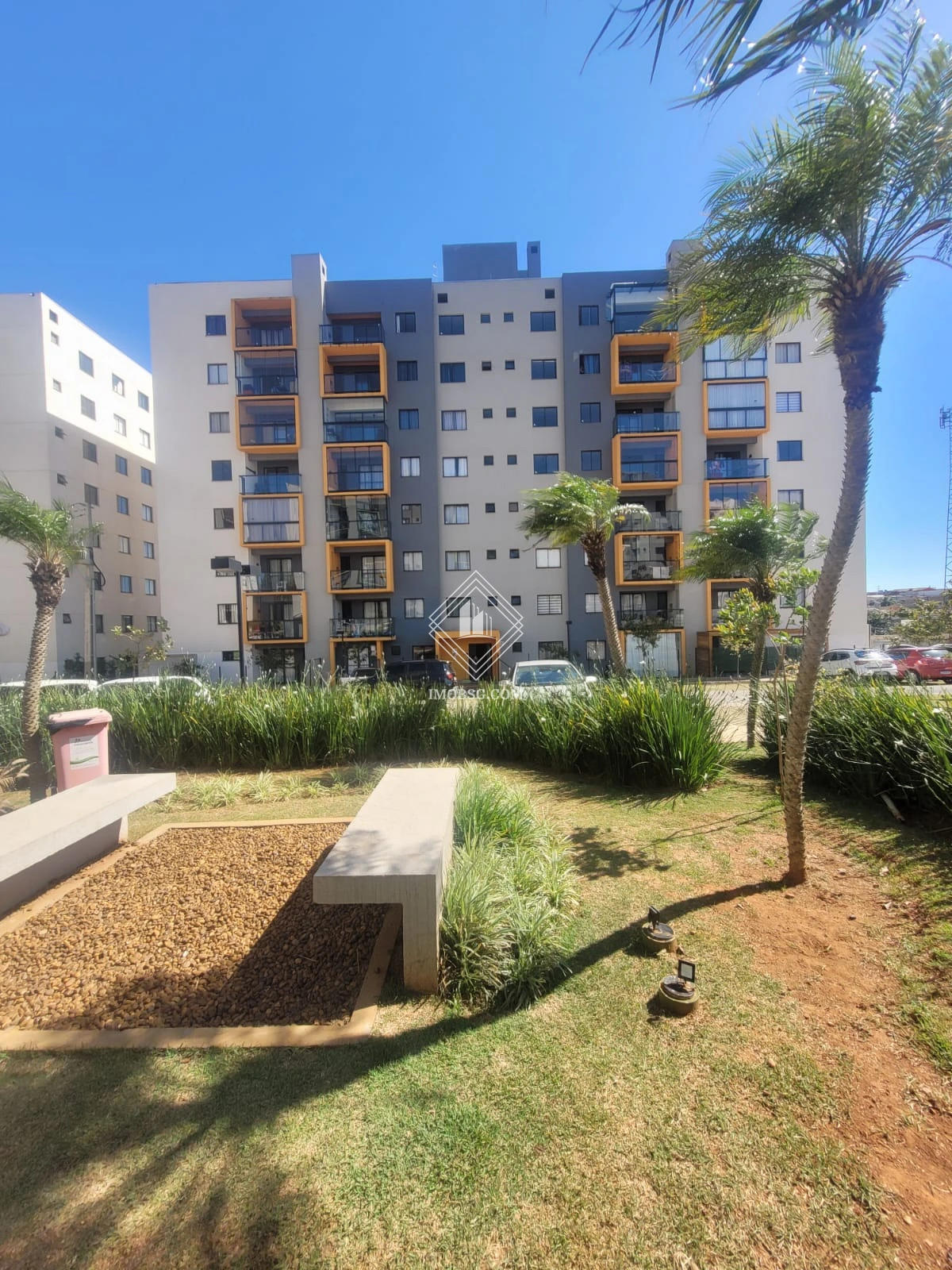 Apartamento Semimobiliado - Vista Santa Paula