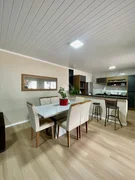 <strong>Casa com área de lazer</strong>