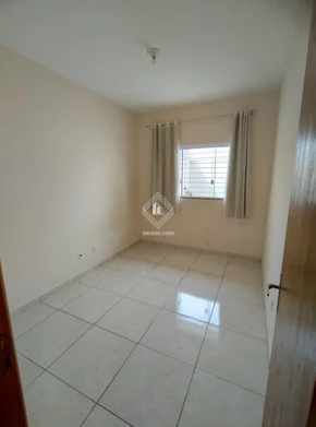 Casa De Esquina Próxima Ao Mariano Atacadista